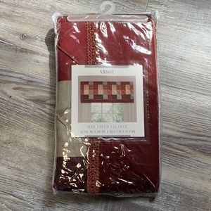 One lined valance